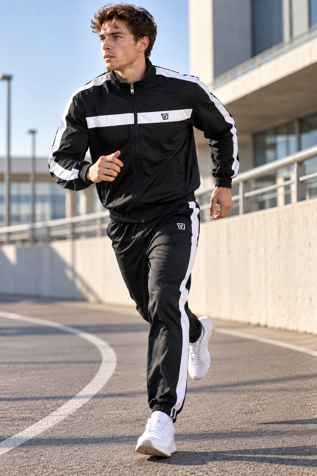 MADE FOR YOUR EVERYDAY MOMENTUM.