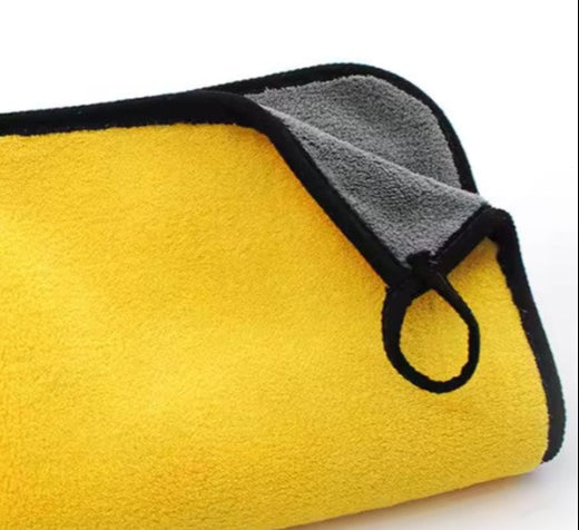 Microfiber car cleaning towel 30x40 cm – soft and absorbent
