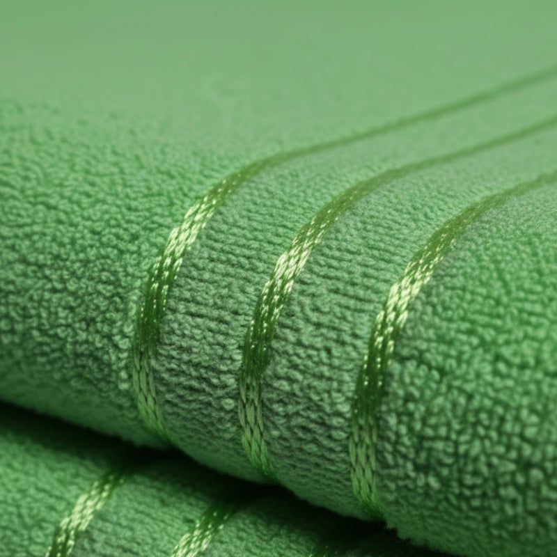 green-bath-towel-closeup
